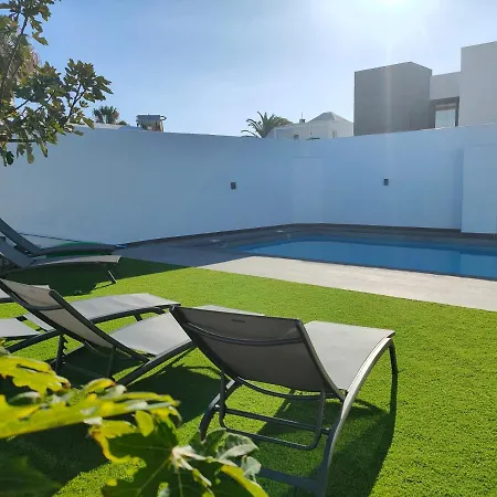 Villa Carpe Diem En Puerto Del Carmen Puerto del Carmen  Buitenkant foto