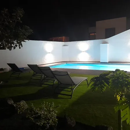 Villa Carpe Diem En Puerto Del Carmen Puerto del Carmen  Buitenkant foto